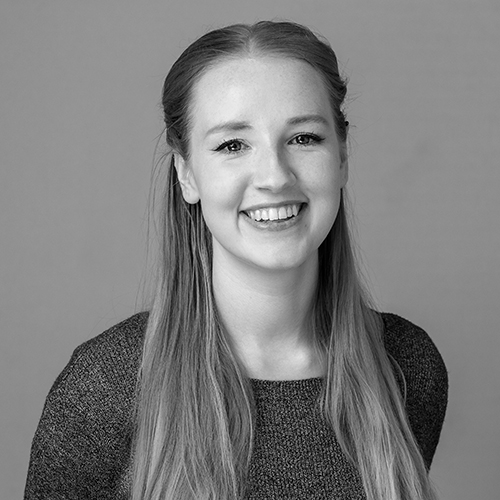 Portrait photo of Maria Lyons, User Experience Designer at Amwell®